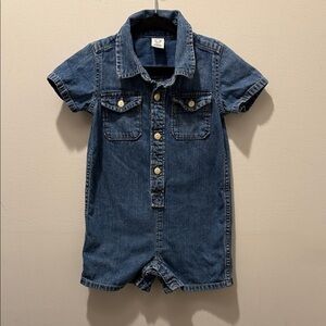 GAP baby Jean romper shorts in size 12-18 months